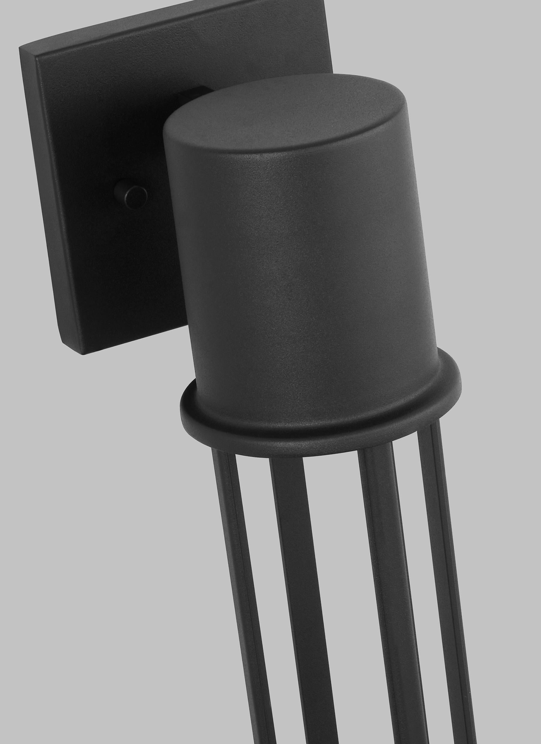 Union Outdoor Wall Lantern