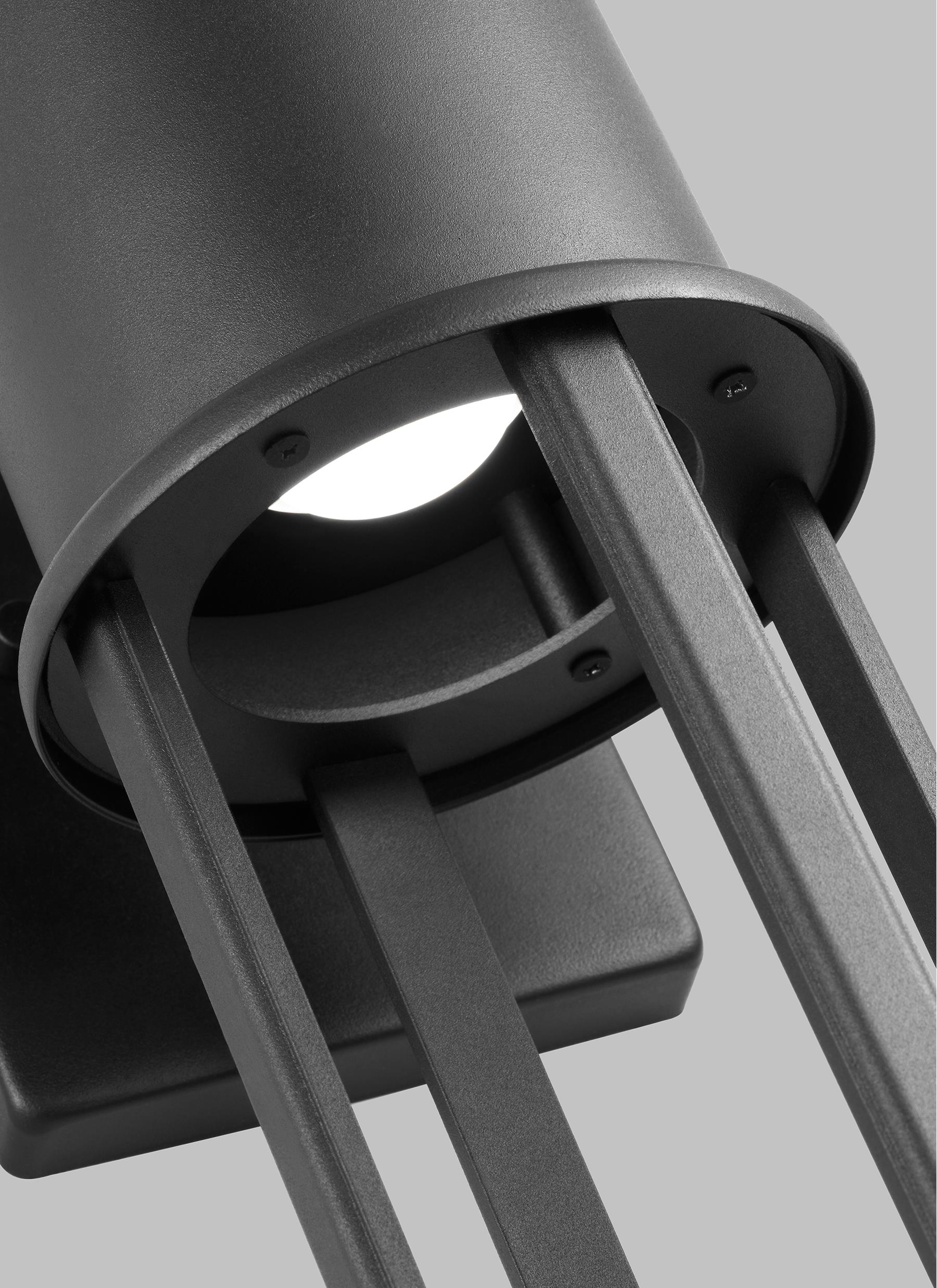 Union Outdoor Wall Lantern