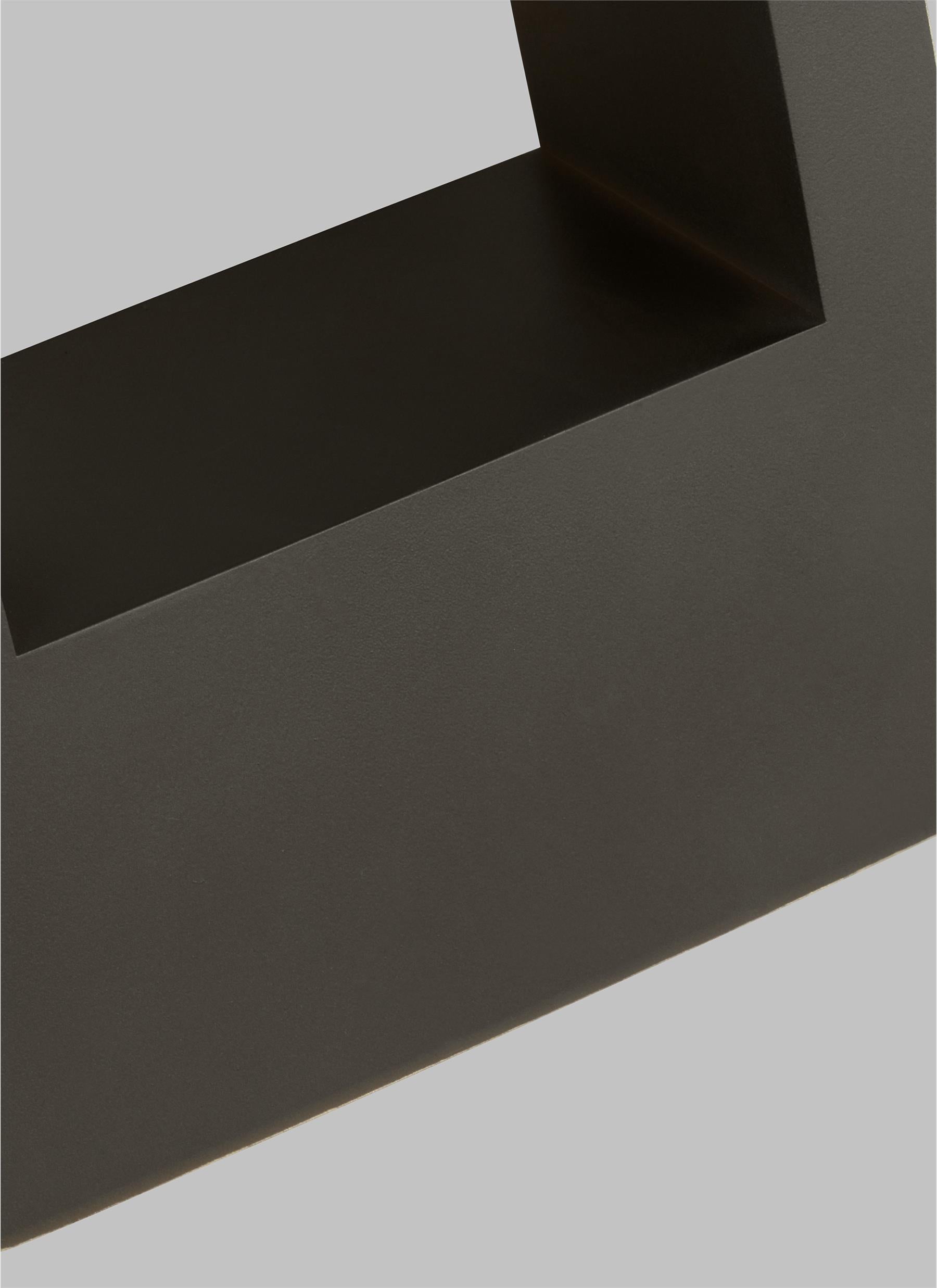 Testa Outdoor Wall Lantern