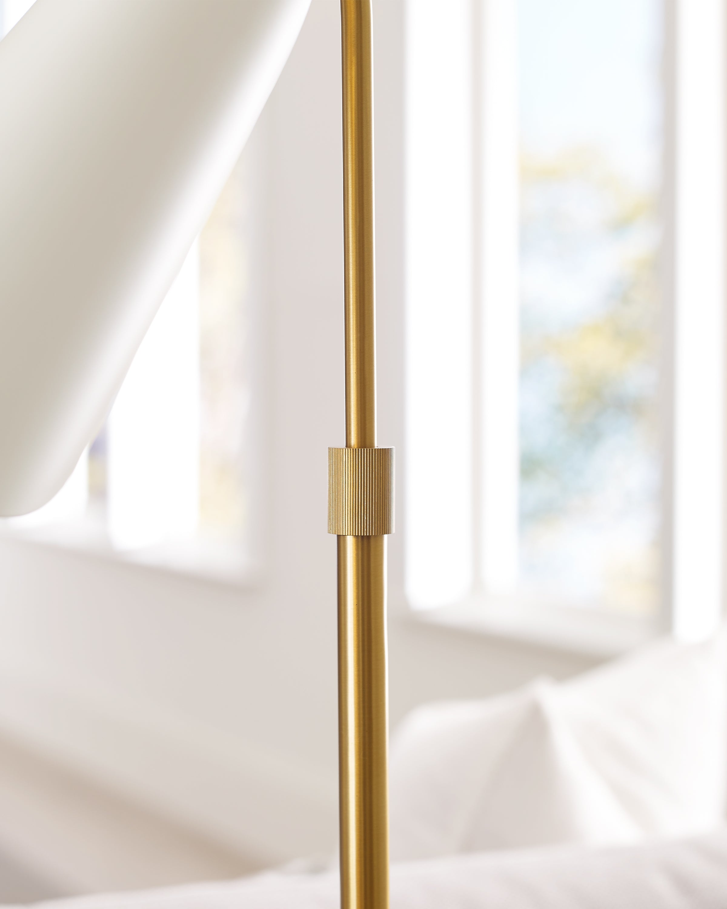 Tresa Task Table Lamp