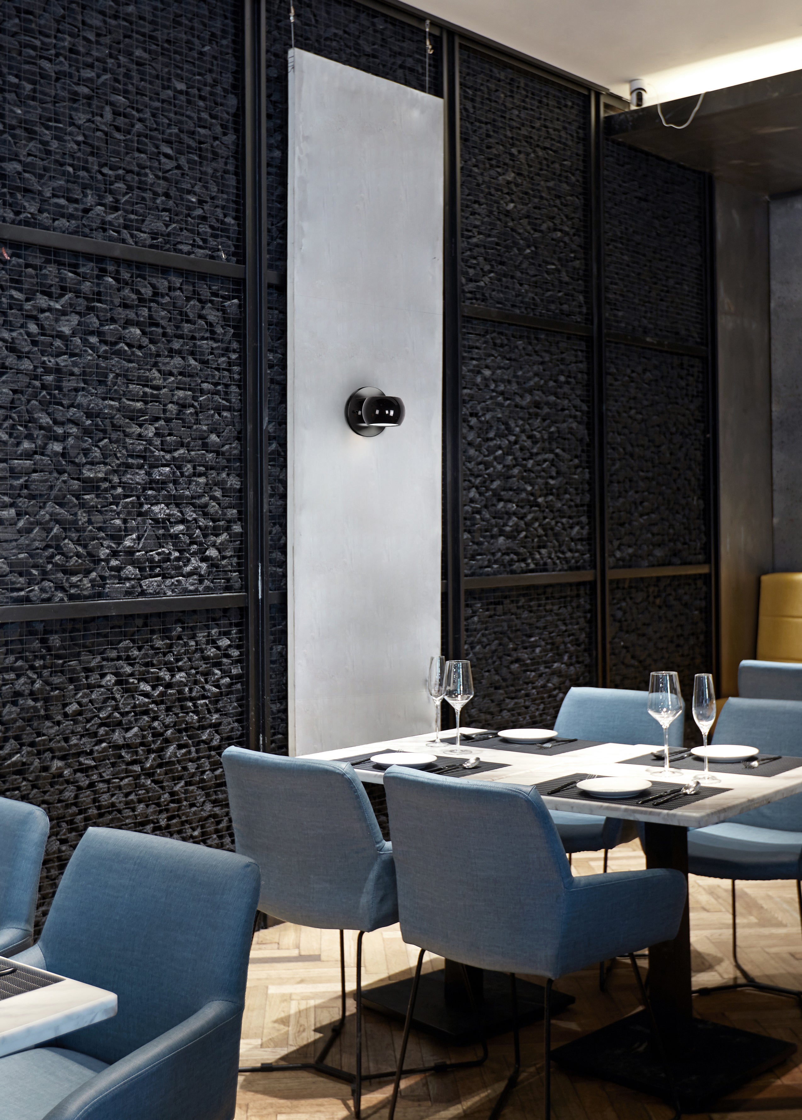 Flux 4" LED Wall Sconce