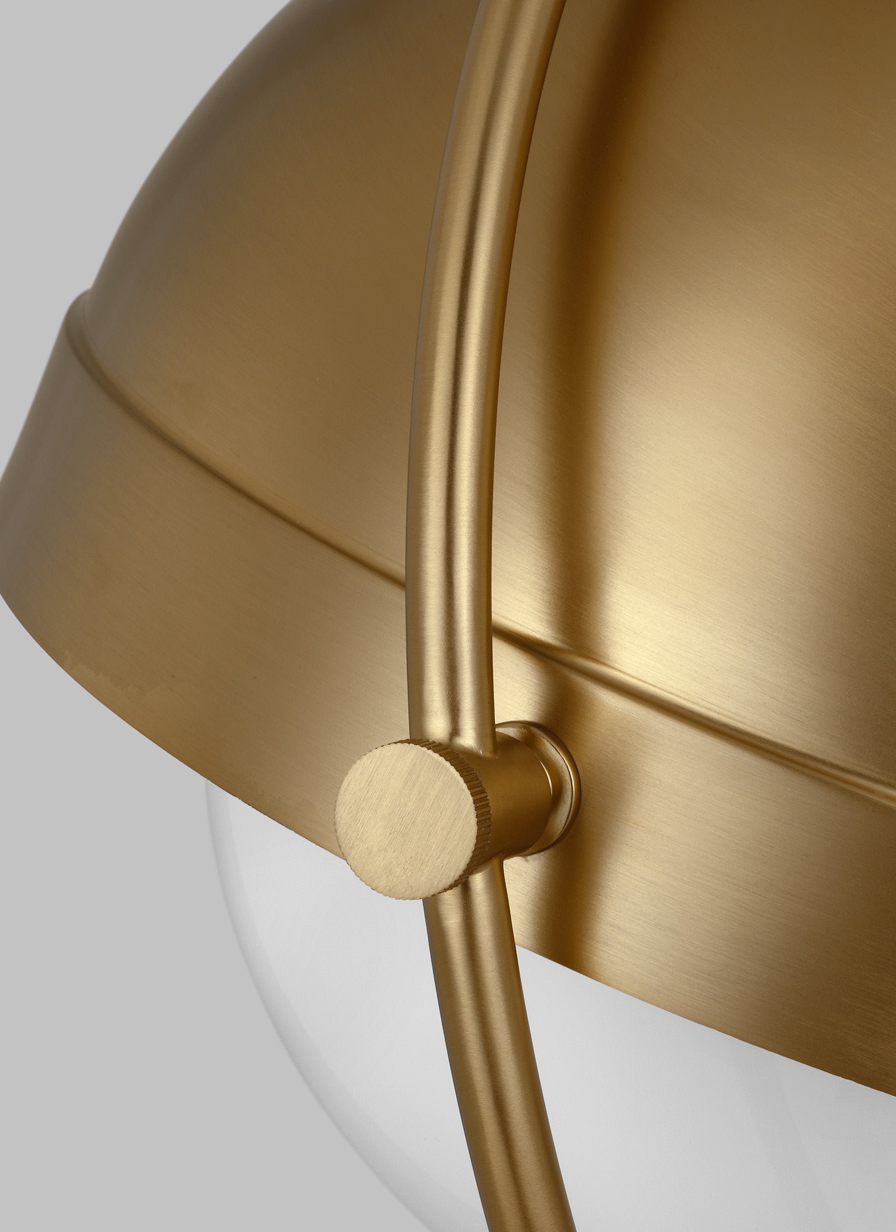Bacall Pendant