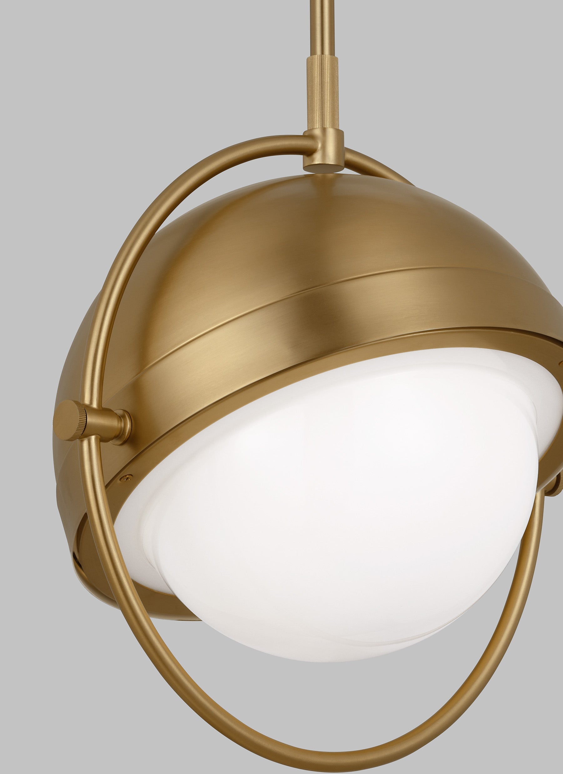 Bacall Pendant