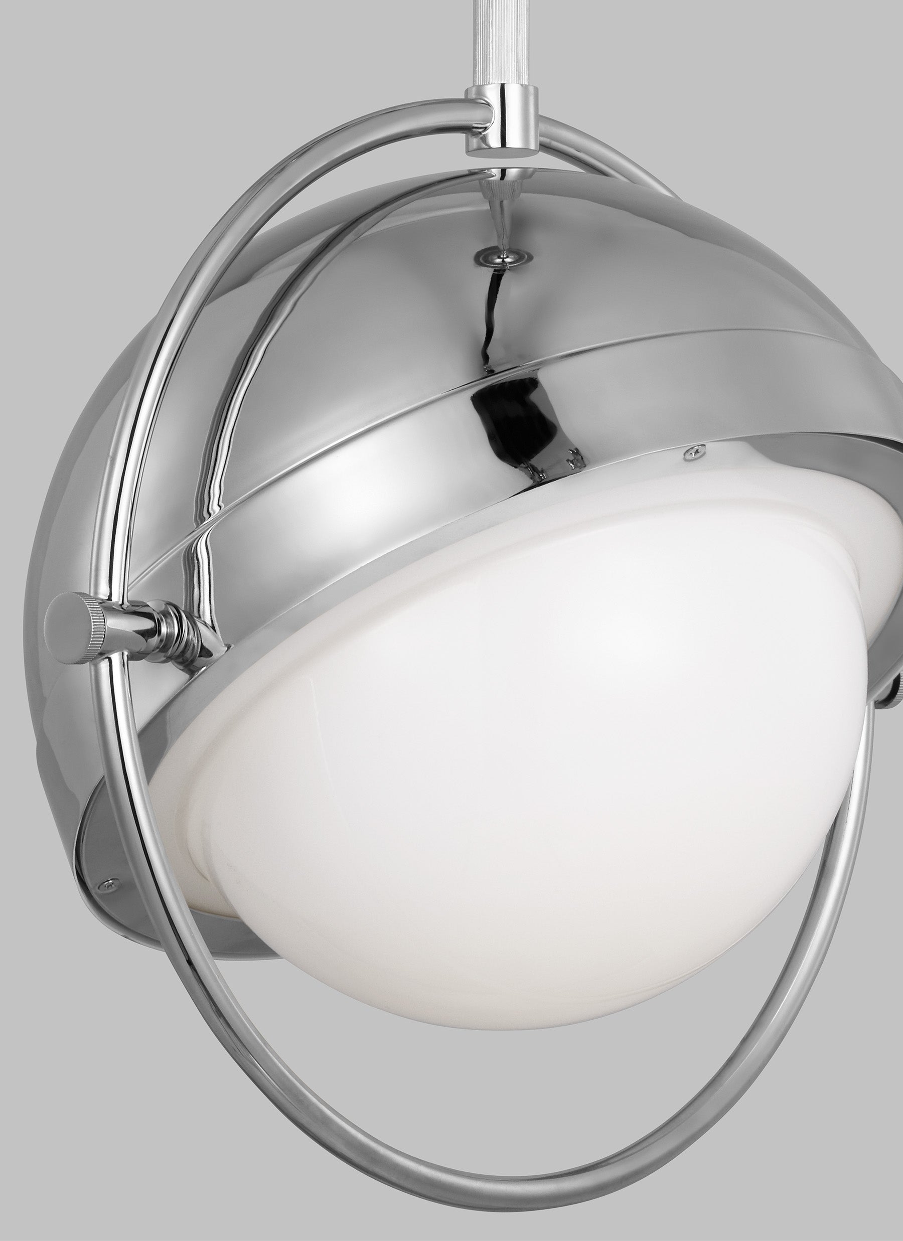 Bacall Pendant