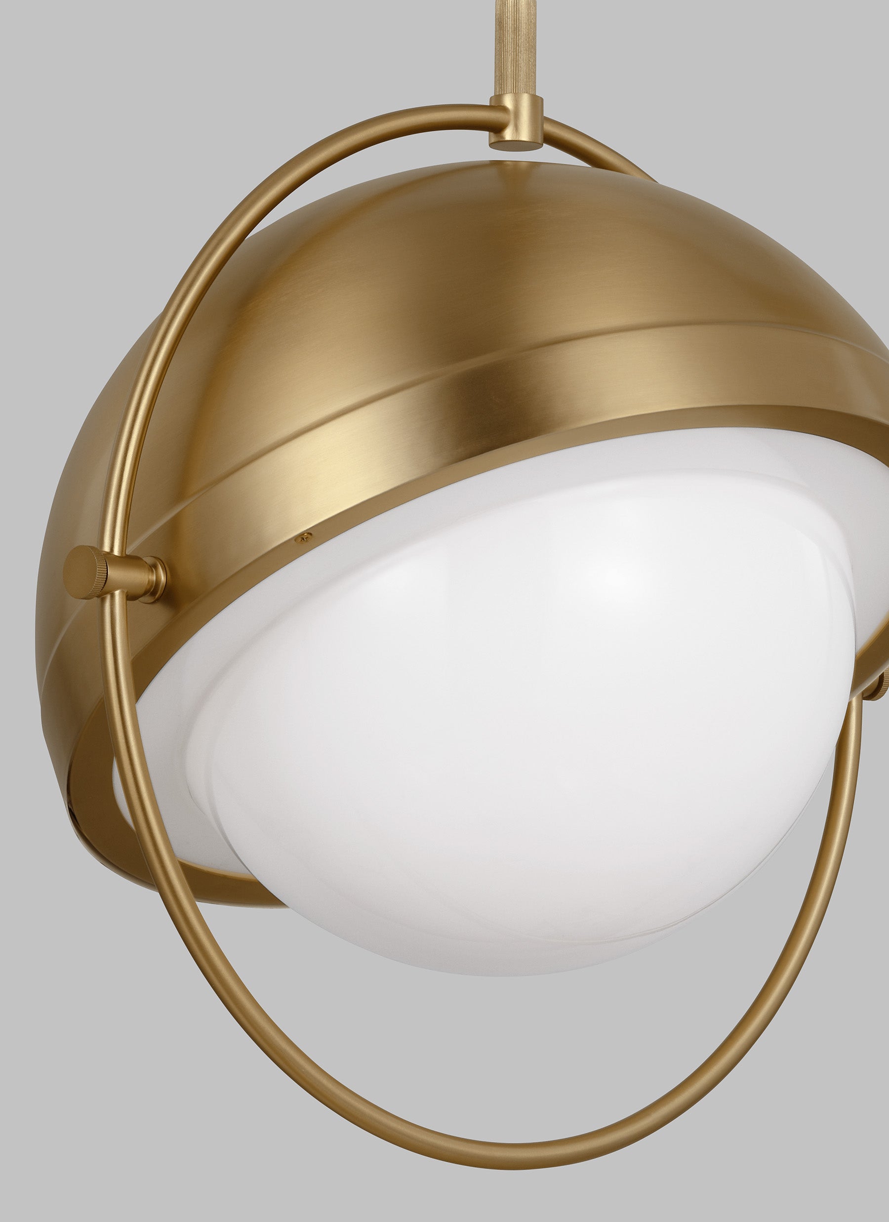 Bacall Pendant