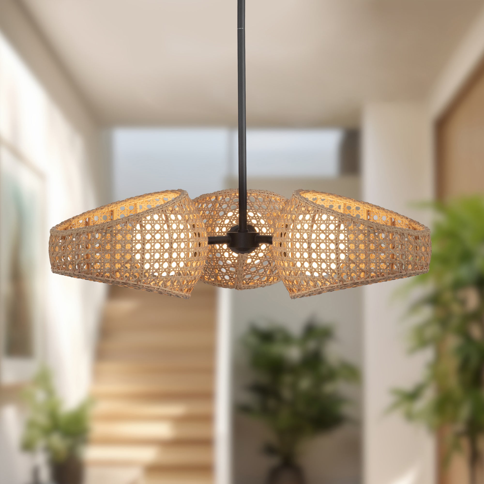 Lanai 25" LED Chandelier