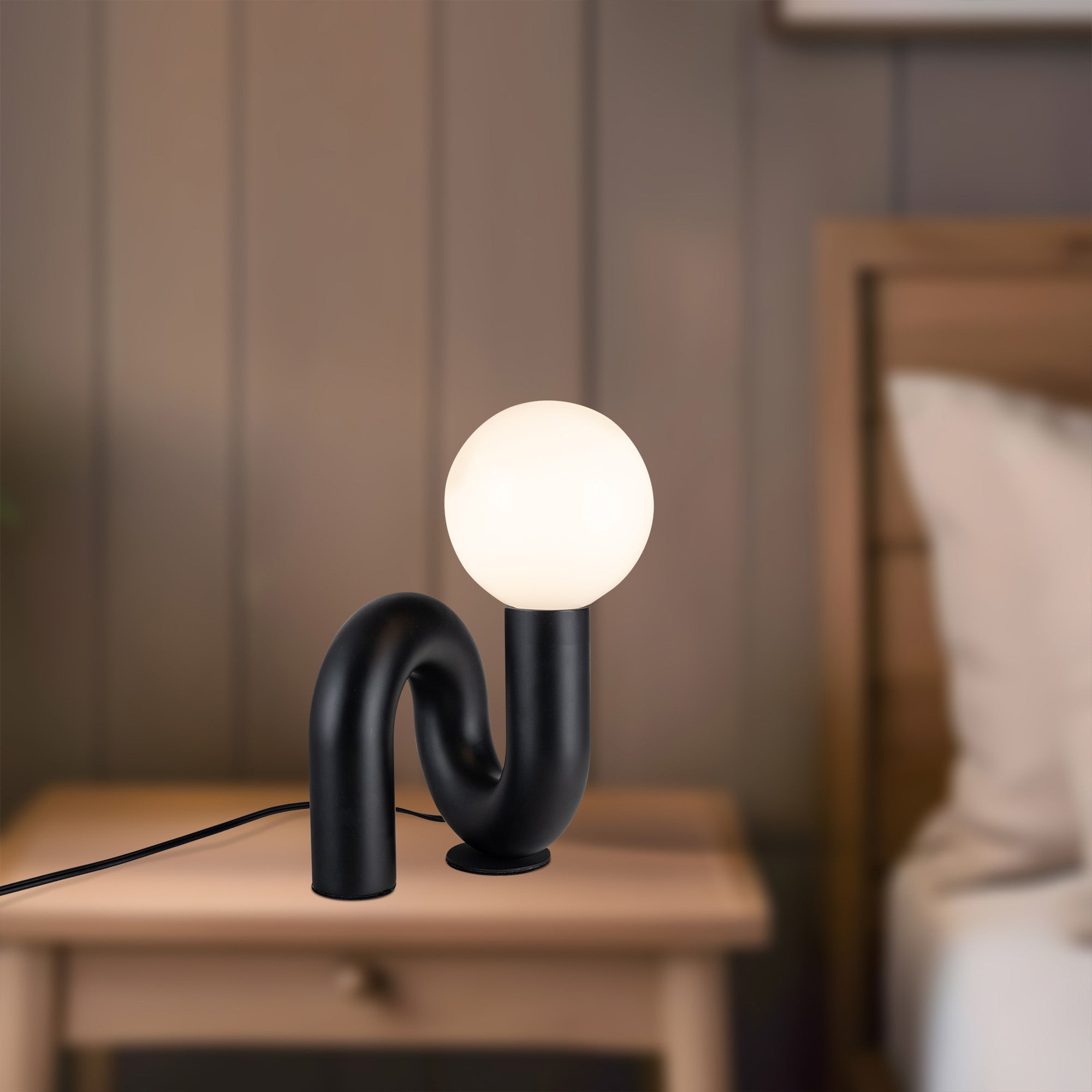 Sadie Table Lamp
