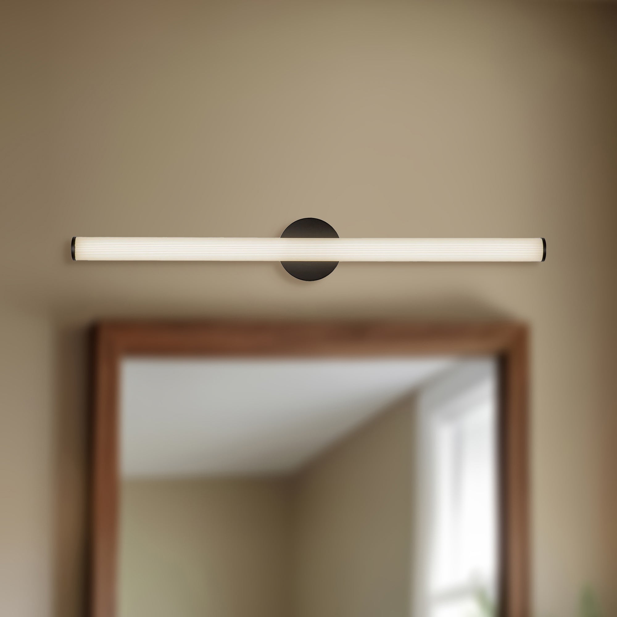 Vire 36" dimmable LED Wall Sconce