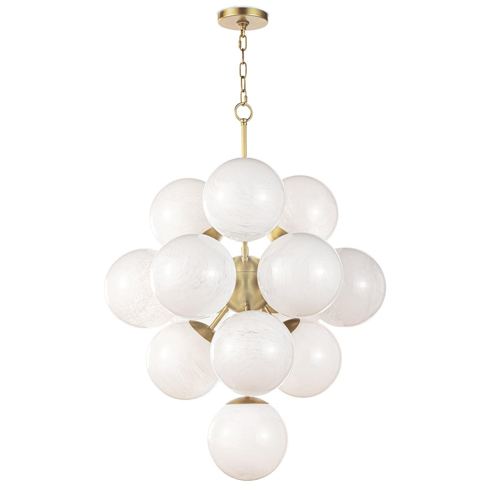 La Dame Chandelier