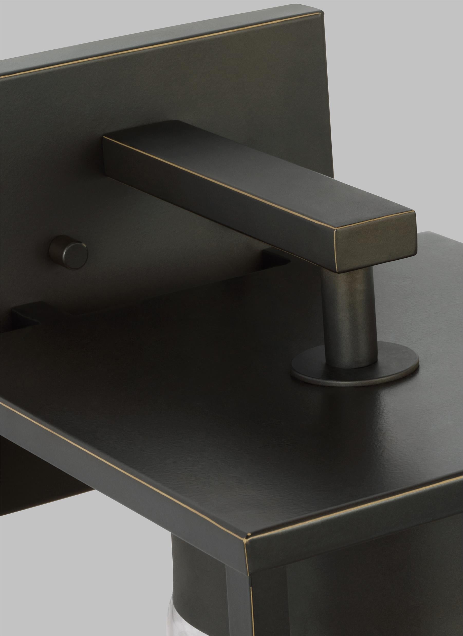 Vado Outdoor Wall Lantern