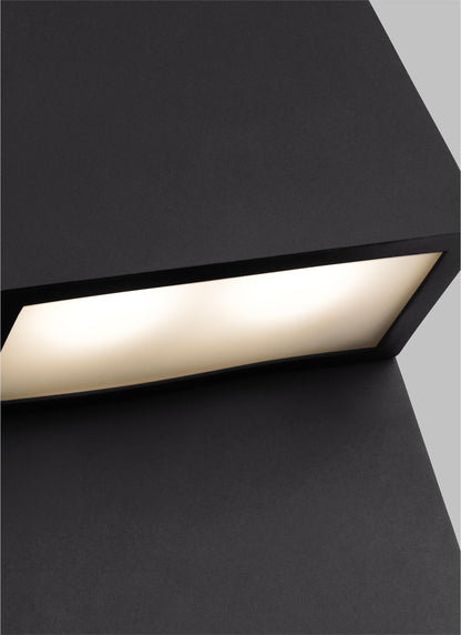Rocha Outdoor Wall Lantern