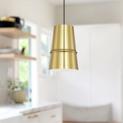 Castor Pendant