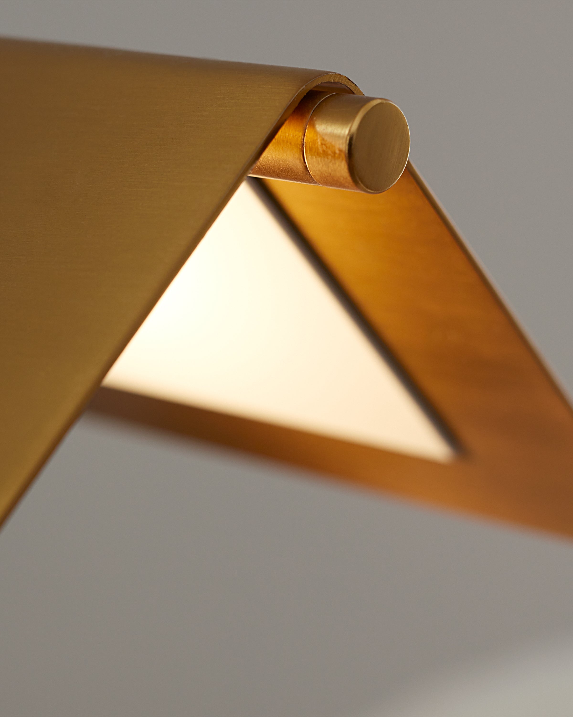 Foles Floor Lamp