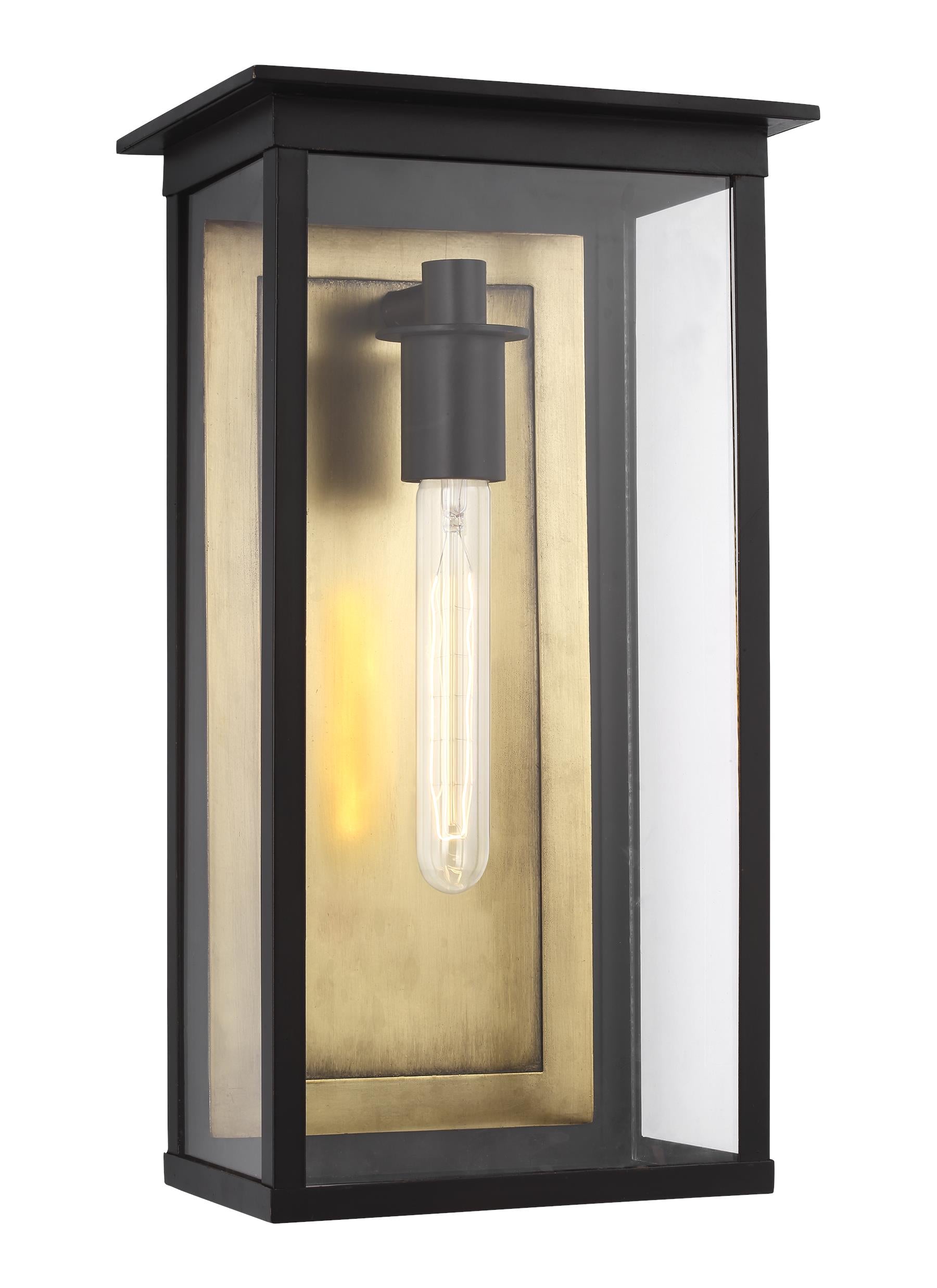 Freeport Outdoor Wall Lantern