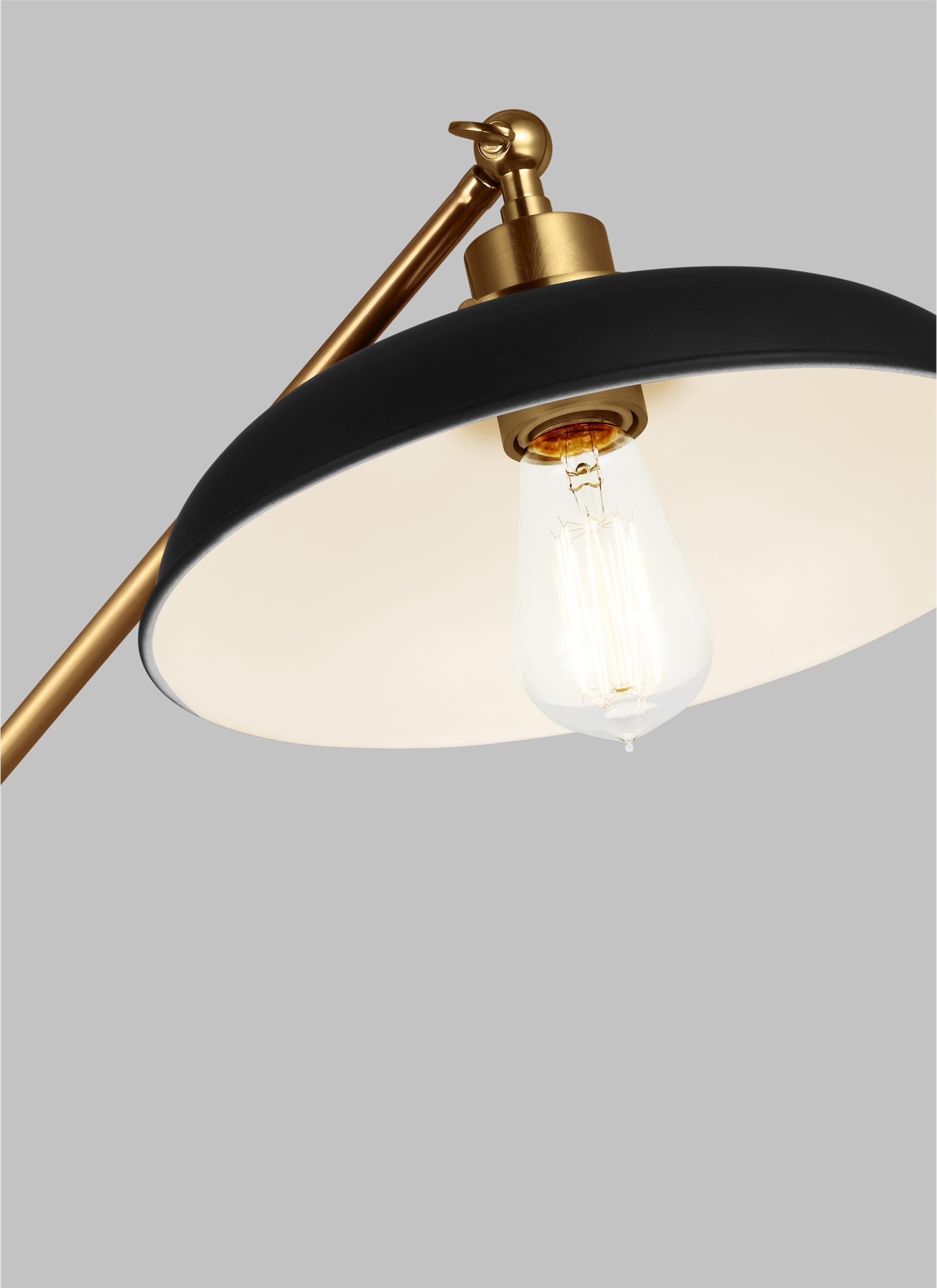 Wellfleet Wide Floor Lamp