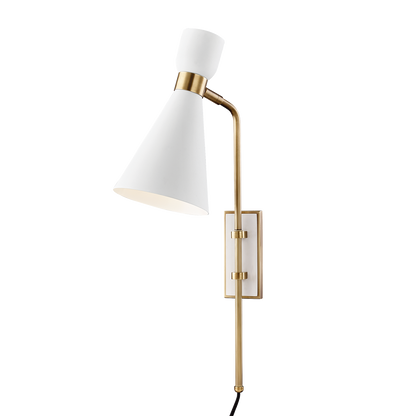 Willa Plug-in Sconce