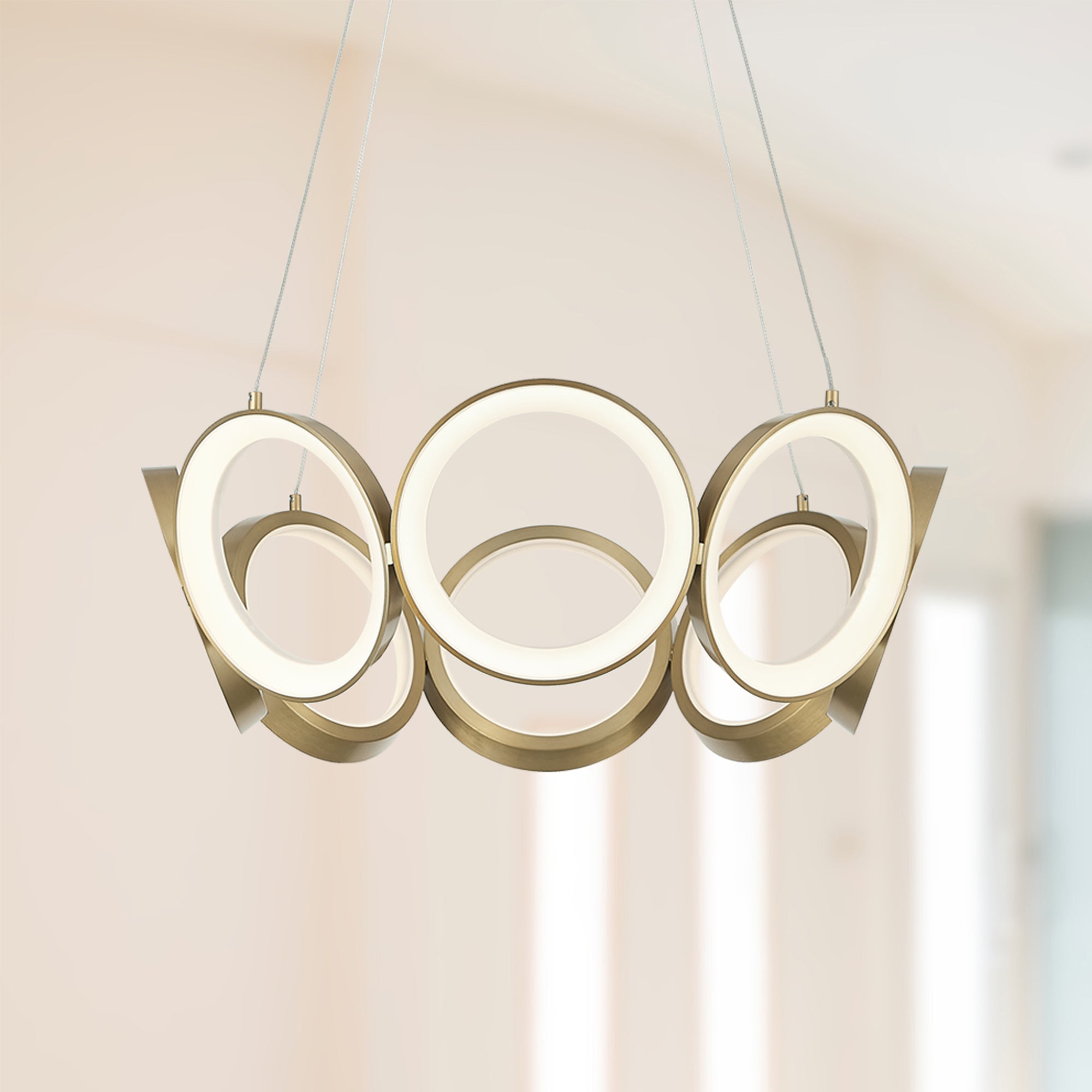 Oros Chandelier