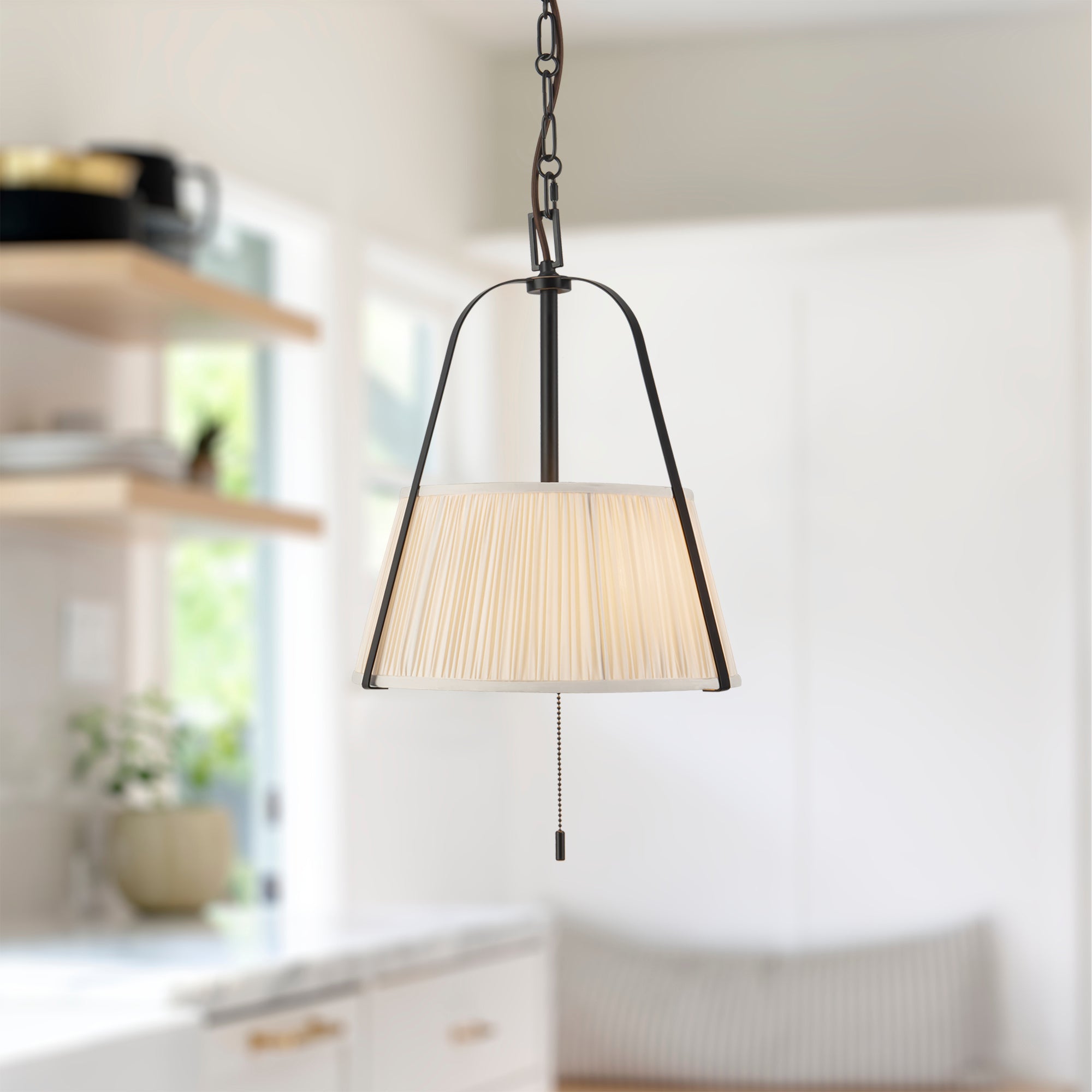 Scout 13" Black Pendant