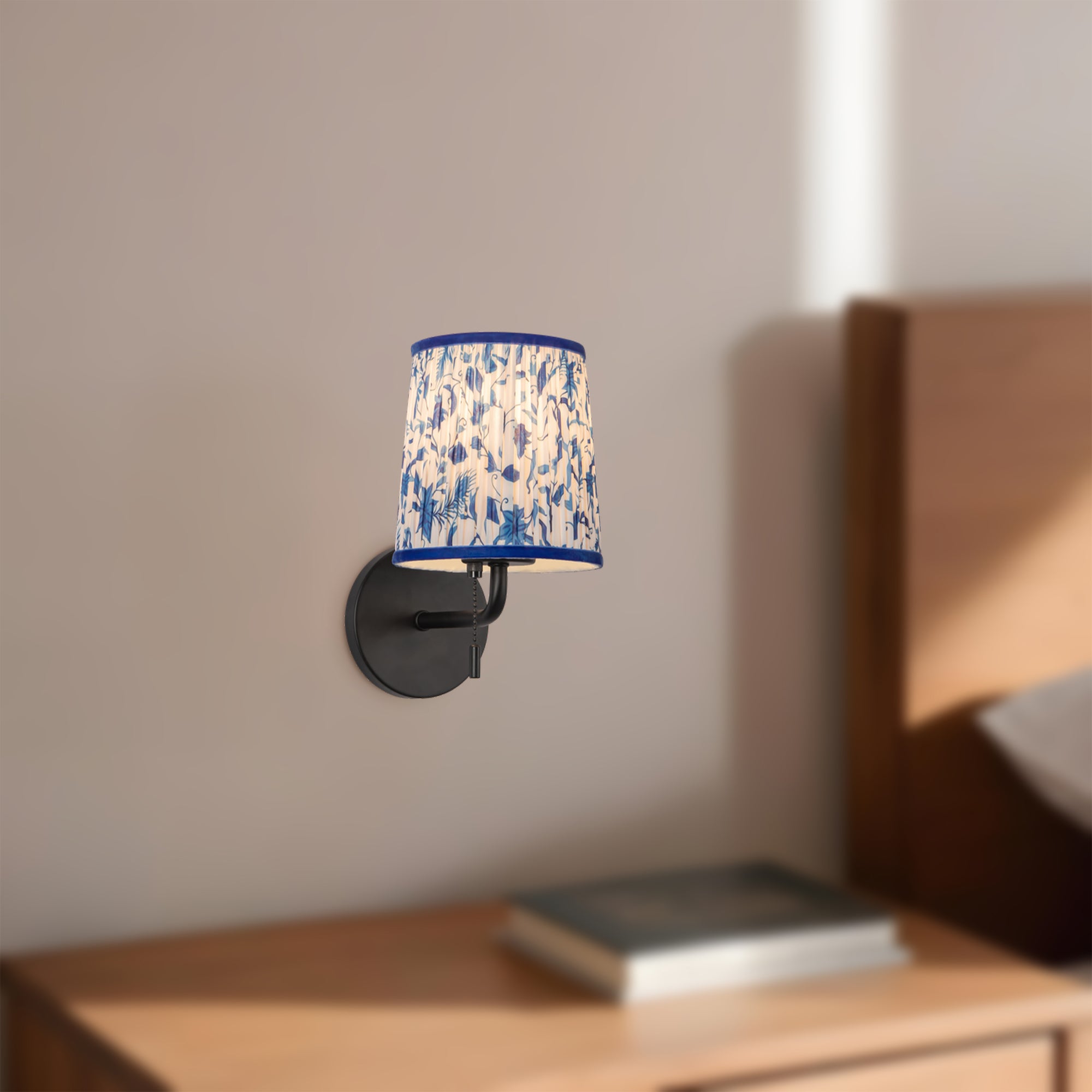 Scout 10" Bathroom Vanity Light