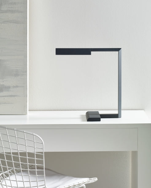 Dessau Table Lamp