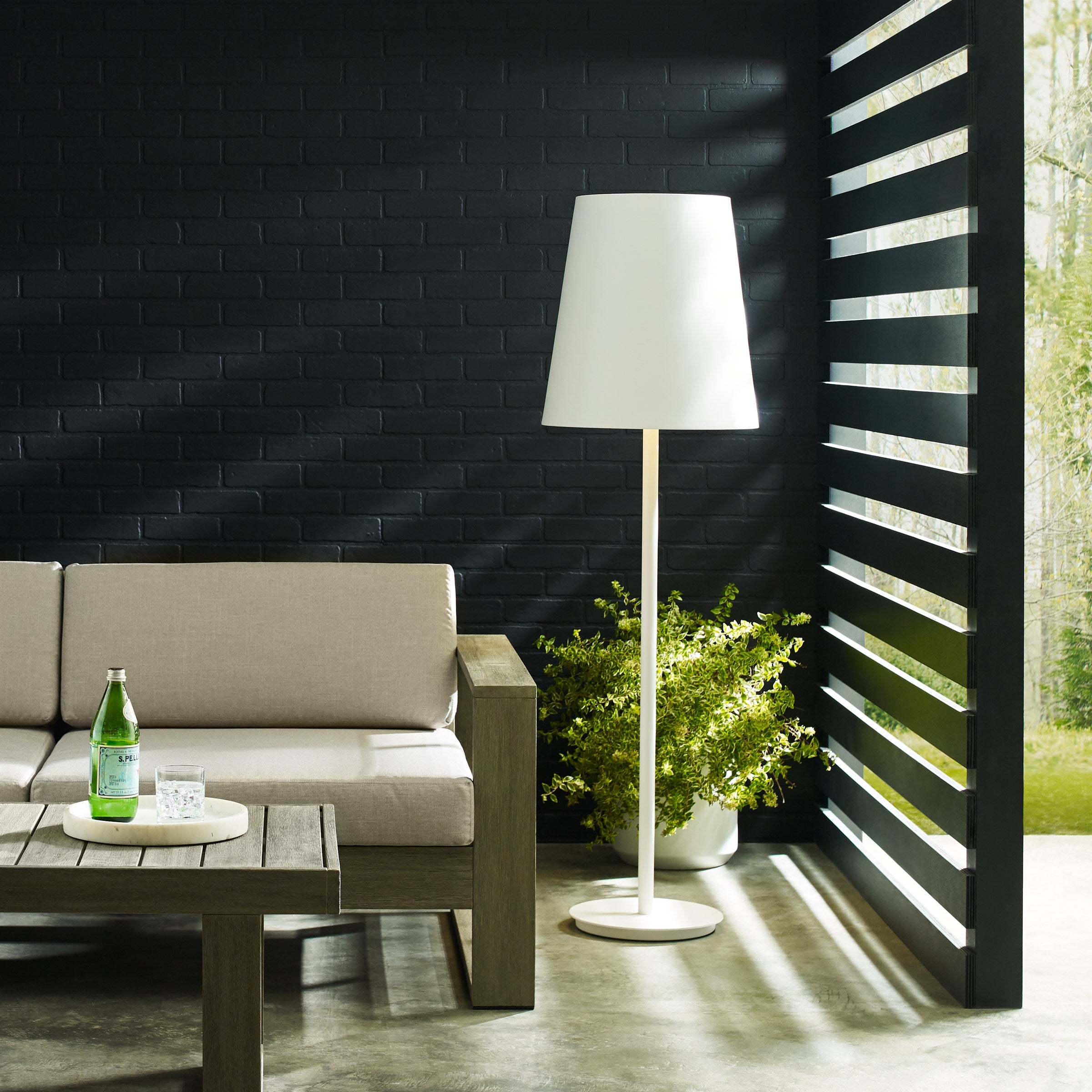 Nevis Outdoor Floor Lamp