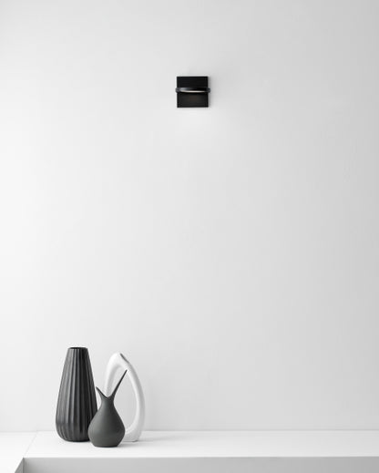 Spectica Wall