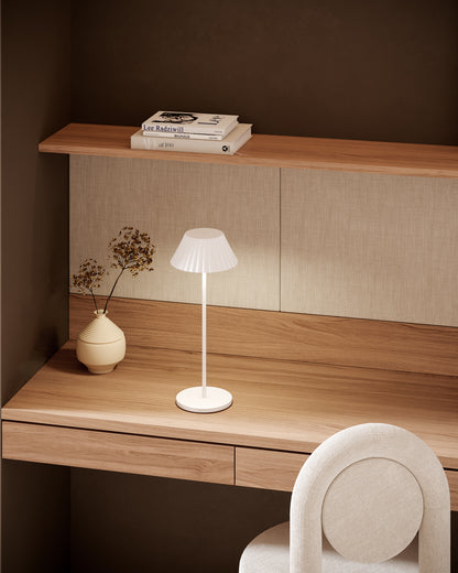 Zola 6" LED Table Lamp
