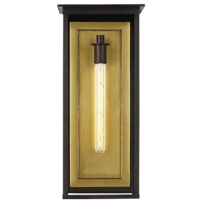 Freeport Outdoor Wall Lantern